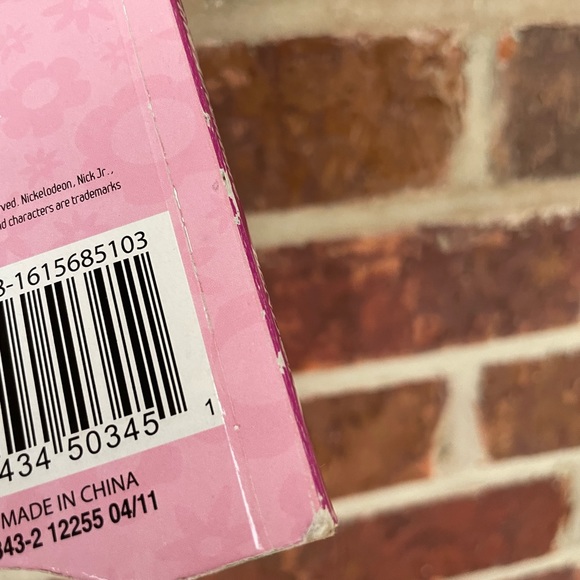 Little Kid’s Dora’s Detective Adventure Board Book Dora The Explorer - Picture 3 of 7